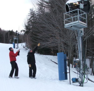 Head snowmaker Kevin Kasten giving me lessons (Doug Tulin photo)