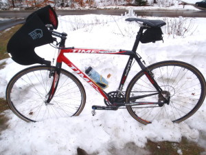Hand covers, heavy wheels, MTB pedals, warm water bottle...ready for winter riding! (David Shedd/EasternSlopes.com)