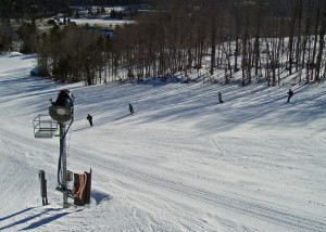 Corduroy mornings are common both at Mount snow (pictured here) and at Stratton. (EasternSlopes.com)
