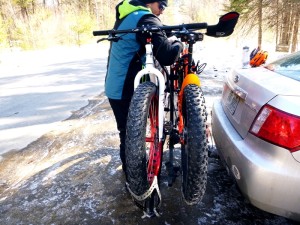 Fatbikes on car