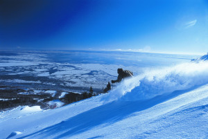 Abundant snow, pitches for all abilities and amazing views dominate this easy to get to Quebec resort. (Le Massif photo)